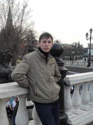 Это я в Москве возле Красной площади Это я в Москве возле Красной площади